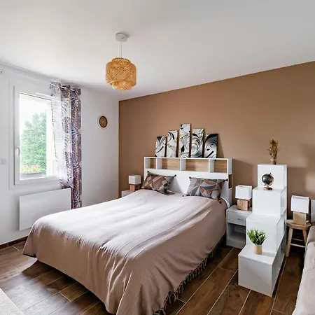 Vakantiehuis Le Colas Breton - Piscine Privee Yviers